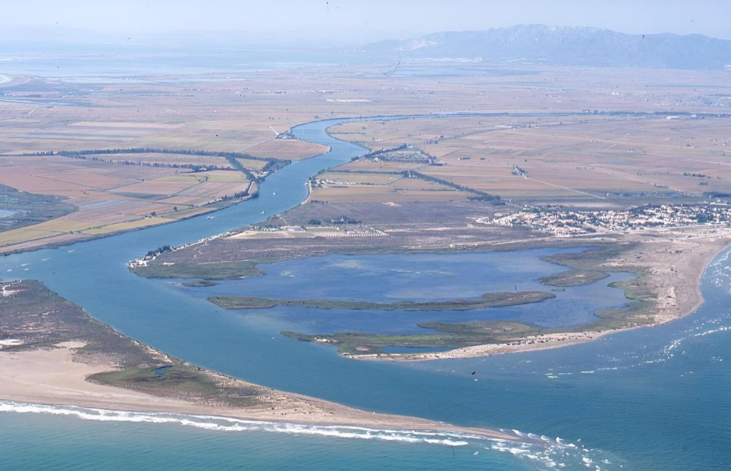 Playa y paisaje litoral del Delta del Ebro